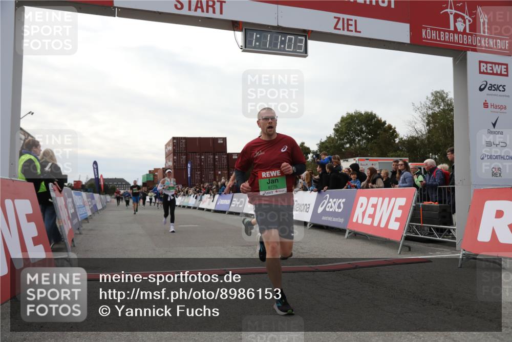 03.10.2025 - Köhlbrandbrückenlauf Yannick Fuchs http://msf.ph/oto/8986153 03.10.2025 16:11:01 Ziel 7226, 7363, 7834, 8059, 8220, 8490, 8592, 8775, 8776, 8923, 9201, 9474 meine-sportfotos.de