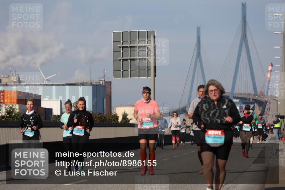 03.10.2025 - Köhlbrandbrückenlauf Luisa Fischer http://msf.ph/oto/8986155 03.10.2025 11:18:54 Position 3  meine-sportfotos.de