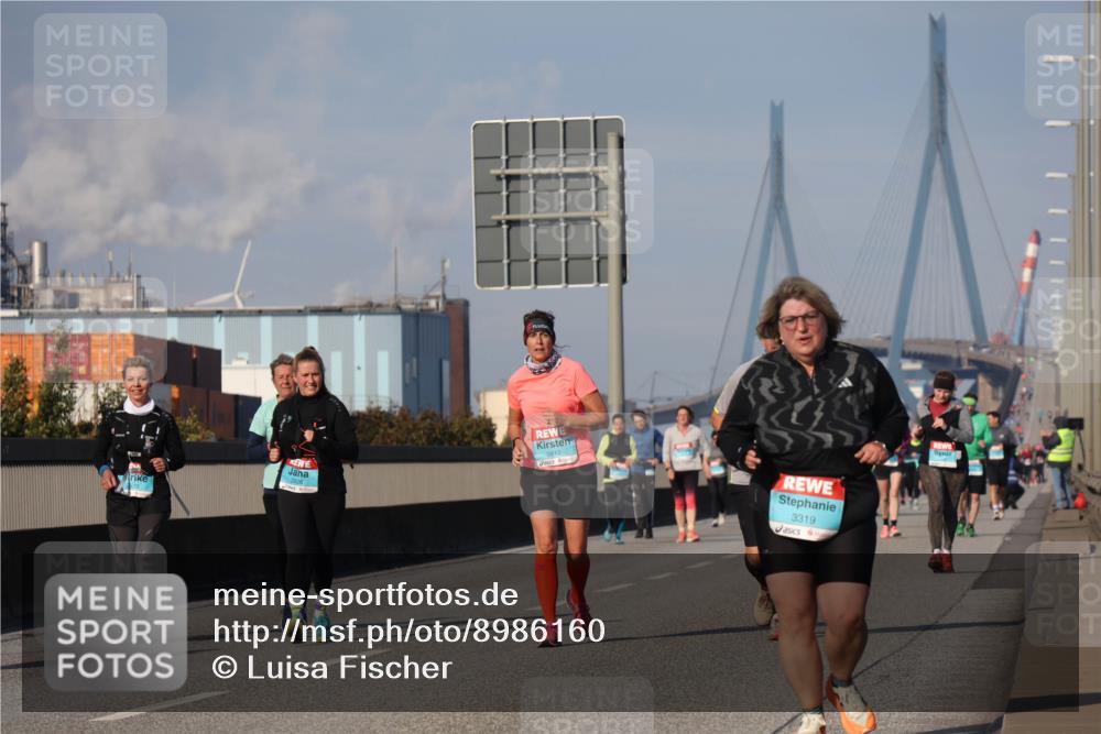 03.10.2025 - Köhlbrandbrückenlauf Luisa Fischer http://msf.ph/oto/8986160 03.10.2025 11:18:55 Position 3 2612, 3319 meine-sportfotos.de