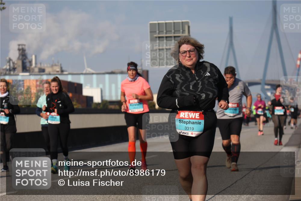 03.10.2025 - Köhlbrandbrückenlauf Luisa Fischer http://msf.ph/oto/8986179 03.10.2025 11:18:58 Position 3 3319 meine-sportfotos.de