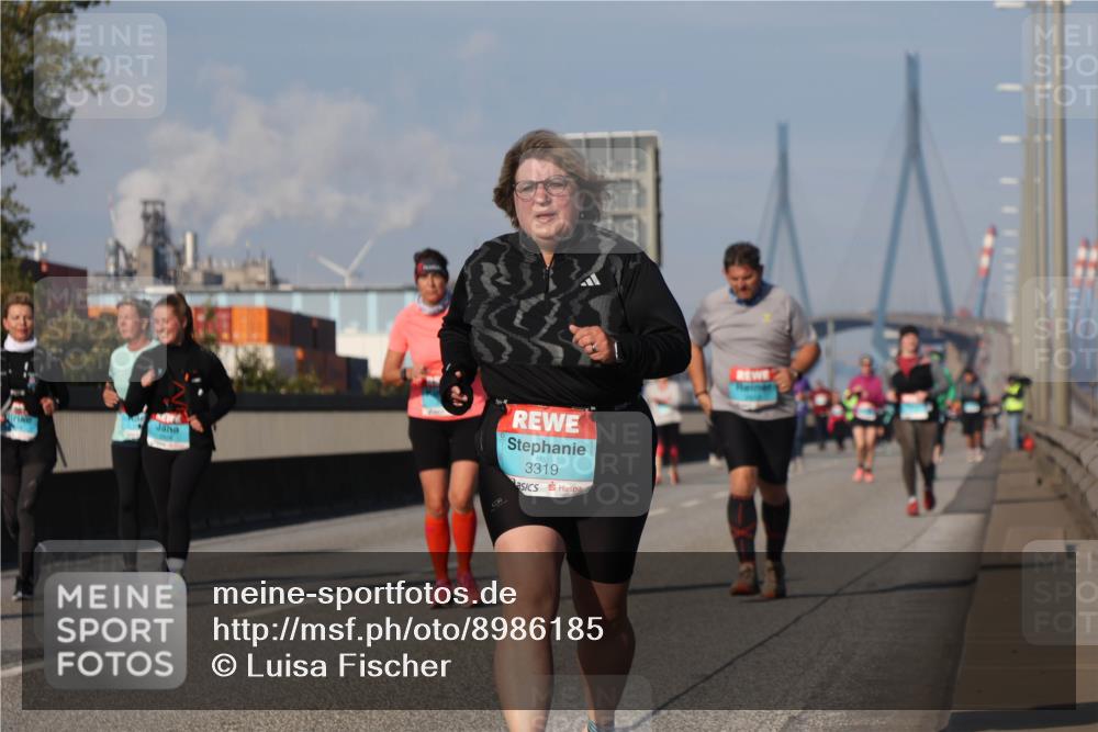 03.10.2025 - Köhlbrandbrückenlauf Luisa Fischer http://msf.ph/oto/8986185 03.10.2025 11:18:59 Position 3 6, 3319 meine-sportfotos.de