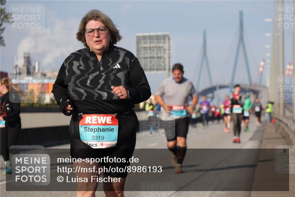 03.10.2025 - Köhlbrandbrückenlauf Luisa Fischer http://msf.ph/oto/8986193 03.10.2025 11:19:00 Position 3 3319 meine-sportfotos.de