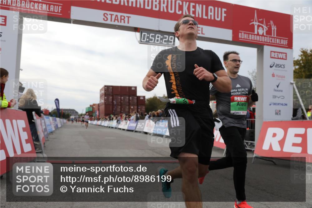 03.10.2025 - Köhlbrandbrückenlauf Yannick Fuchs http://msf.ph/oto/8986199 03.10.2025 15:58:27 Ziel 7095, 7121, 9340, 9659, 9715 meine-sportfotos.de