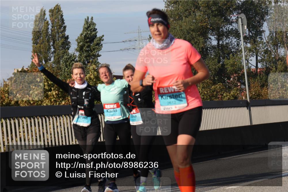 03.10.2025 - Köhlbrandbrückenlauf Luisa Fischer http://msf.ph/oto/8986236 03.10.2025 11:19:07 Position 3 2927, 2826, 2612 meine-sportfotos.de