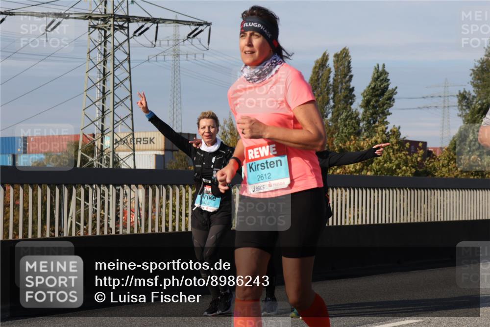 03.10.2025 - Köhlbrandbrückenlauf Luisa Fischer http://msf.ph/oto/8986243 03.10.2025 11:19:08 Position 3 2928, 2612 meine-sportfotos.de