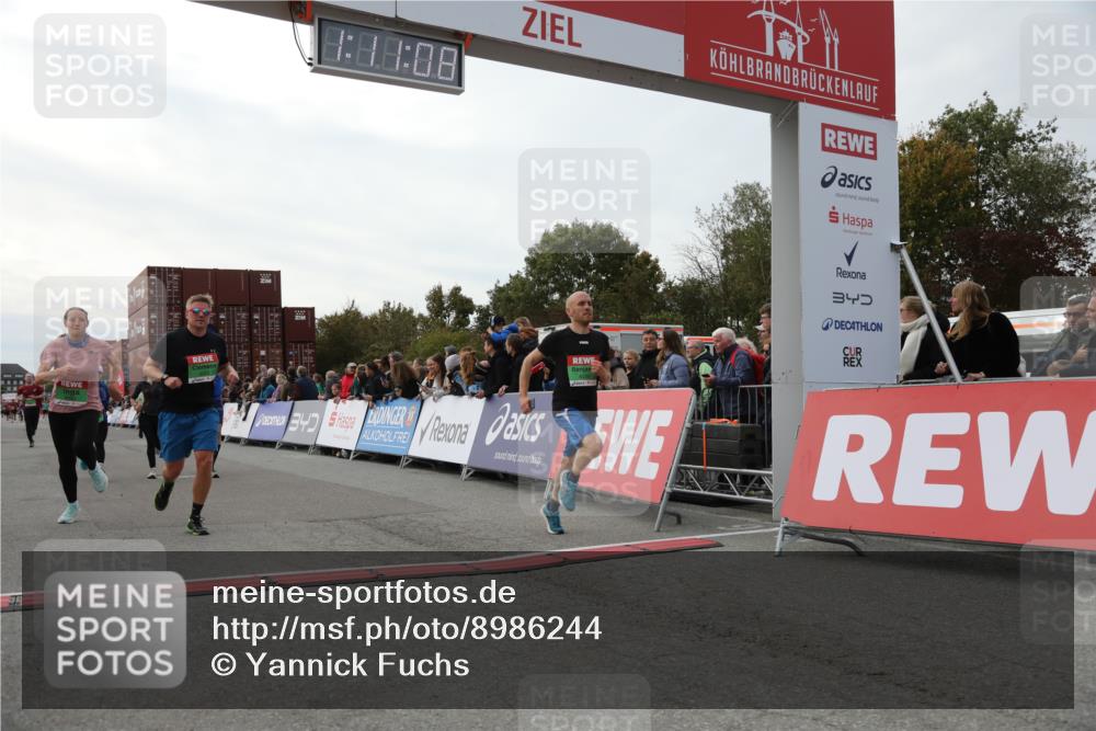 03.10.2025 - Köhlbrandbrückenlauf Yannick Fuchs http://msf.ph/oto/8986244 03.10.2025 16:11:07 Ziel 7291, 7363, 7591, 8059, 8220, 8490, 8592, 8923, 9218, 9710, 9726 meine-sportfotos.de