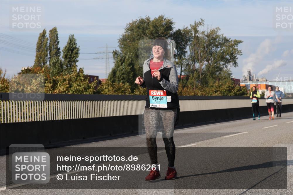 03.10.2025 - Köhlbrandbrückenlauf Luisa Fischer http://msf.ph/oto/8986261 03.10.2025 11:19:16 Position 3 2426 meine-sportfotos.de