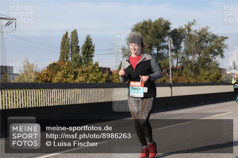 03.10.2025 - Köhlbrandbrückenlauf Luisa Fischer http://msf.ph/oto/8986263 03.10.2025 11:19:17 Position 3 2426 meine-sportfotos.de