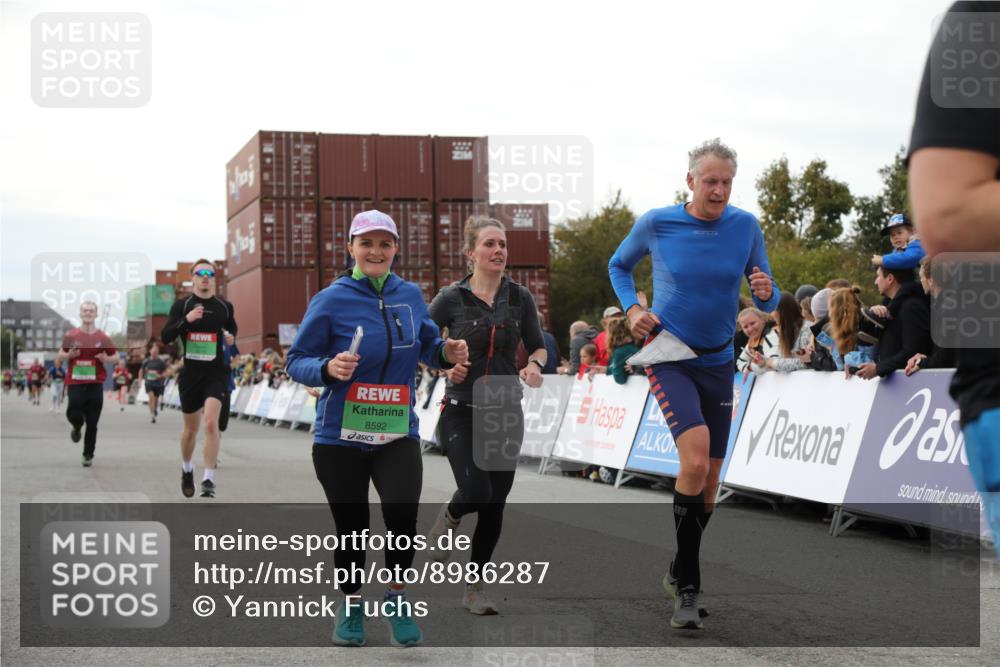03.10.2025 - Köhlbrandbrückenlauf Yannick Fuchs http://msf.ph/oto/8986287 03.10.2025 16:11:08 Ziel 7291, 7363, 7515, 7591, 8059, 8220, 8490, 8592, 8923, 9218, 9710, 9726 meine-sportfotos.de
