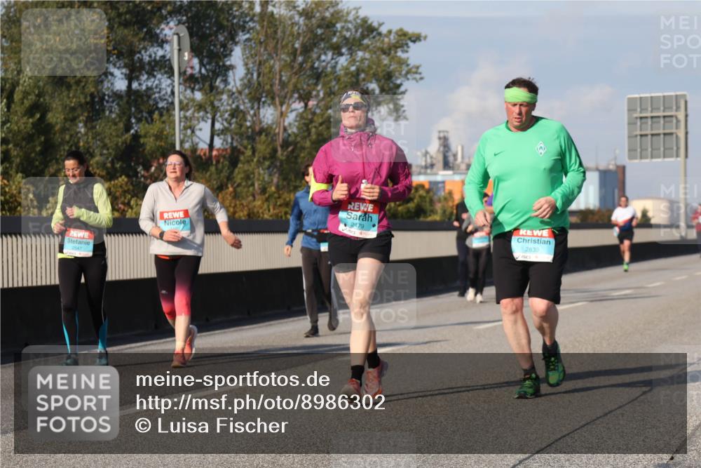 03.10.2025 - Köhlbrandbrückenlauf Luisa Fischer http://msf.ph/oto/8986302 03.10.2025 11:19:25 Position 3 2547, 2479, 2839 meine-sportfotos.de