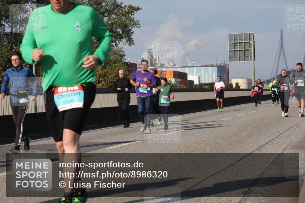 03.10.2025 - Köhlbrandbrückenlauf Luisa Fischer http://msf.ph/oto/8986320 03.10.2025 11:19:28 Position 3 2839 meine-sportfotos.de
