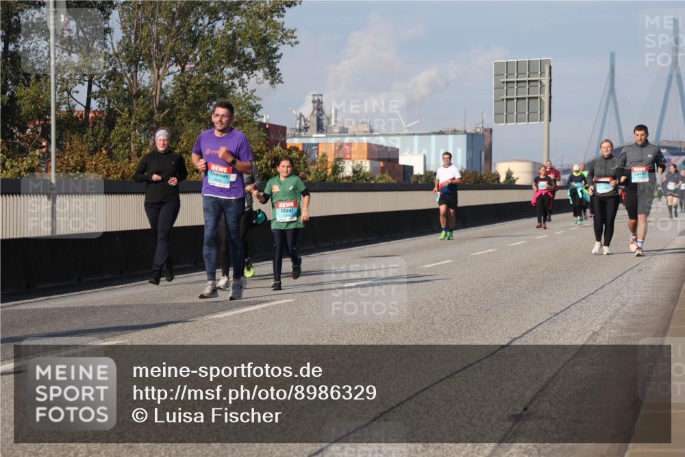 03.10.2025 - Köhlbrandbrückenlauf Luisa Fischer http://msf.ph/oto/8986329 03.10.2025 11:19:29 Position 3  meine-sportfotos.de