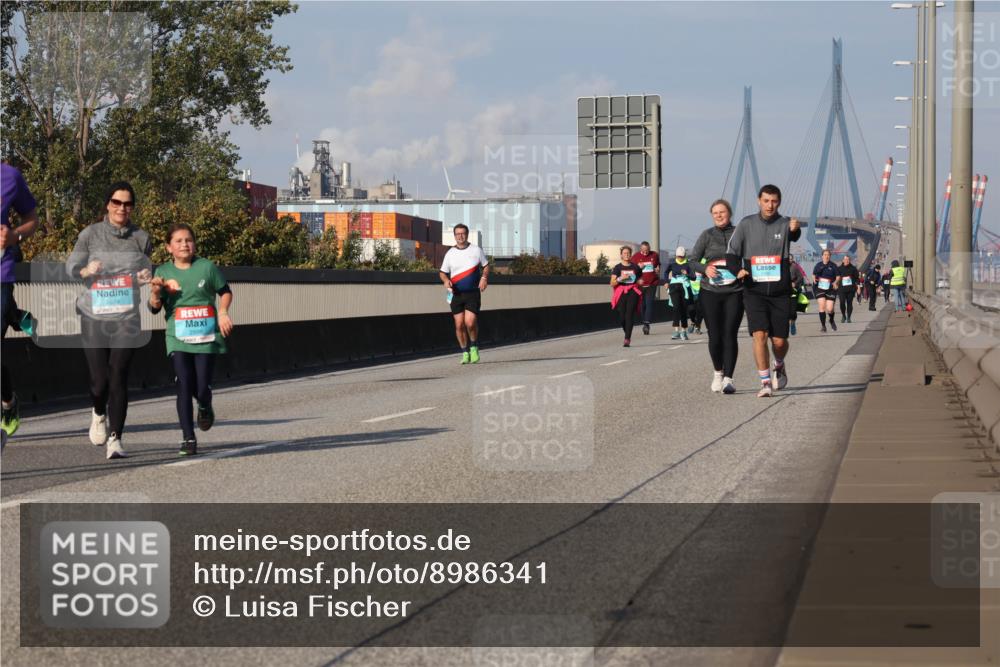 03.10.2025 - Köhlbrandbrückenlauf Luisa Fischer http://msf.ph/oto/8986341 03.10.2025 11:19:31 Position 3  meine-sportfotos.de
