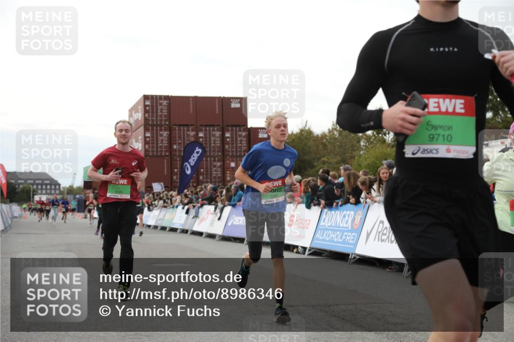 03.10.2025 - Köhlbrandbrückenlauf Yannick Fuchs http://msf.ph/oto/8986346 03.10.2025 16:11:12 Ziel 7291, 7363, 7515, 7591, 8059, 8592, 9067, 9068, 9218, 9710, 9726 meine-sportfotos.de