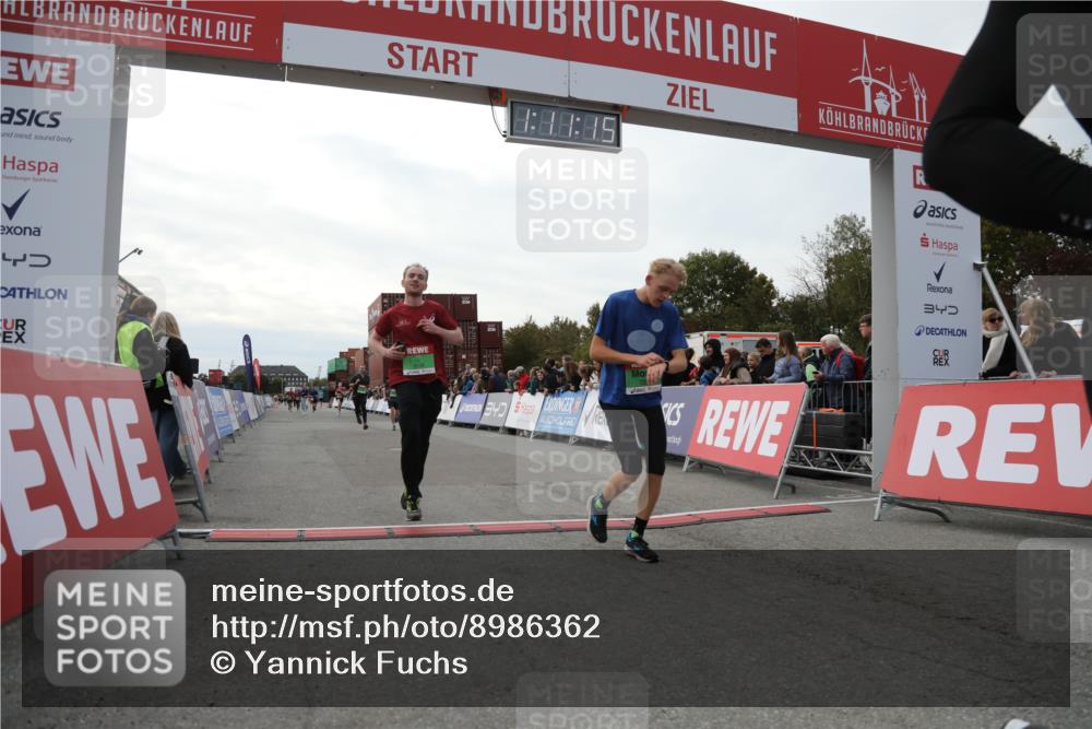 03.10.2025 - Köhlbrandbrückenlauf Yannick Fuchs http://msf.ph/oto/8986362 03.10.2025 16:11:13 Ziel 7291, 7515, 7591, 8059, 9067, 9068, 9218, 9710, 9726 meine-sportfotos.de