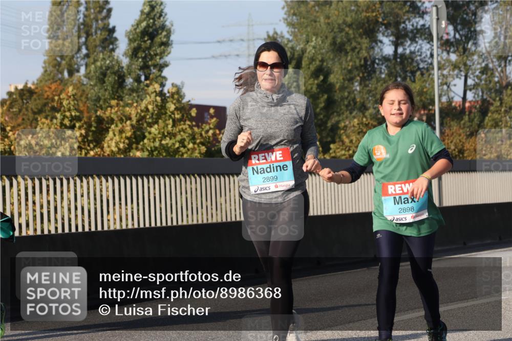 03.10.2025 - Köhlbrandbrückenlauf Luisa Fischer http://msf.ph/oto/8986368 03.10.2025 11:19:36 Position 3 2899, 2898 meine-sportfotos.de