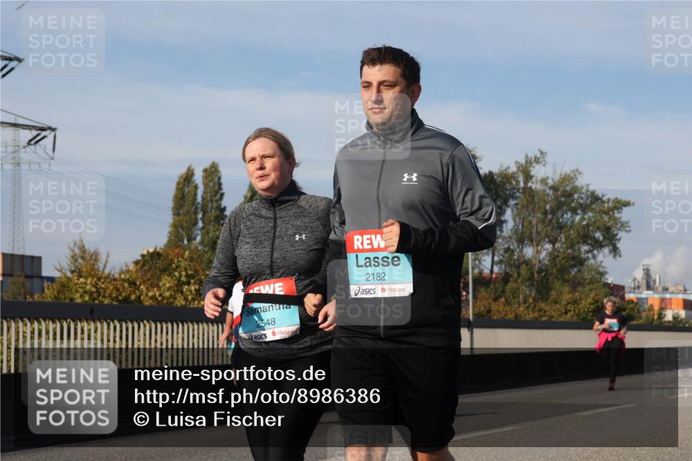 03.10.2025 - Köhlbrandbrückenlauf Luisa Fischer http://msf.ph/oto/8986386 03.10.2025 11:19:44 Position 3 2548, 2182 meine-sportfotos.de