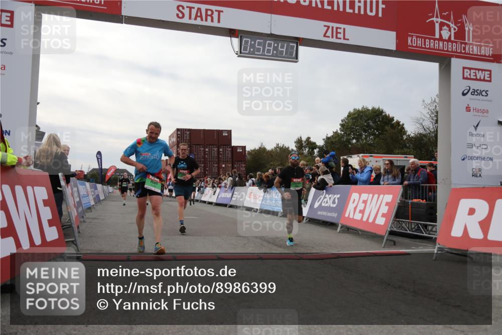 03.10.2025 - Köhlbrandbrückenlauf Yannick Fuchs http://msf.ph/oto/8986399 03.10.2025 15:58:45 Ziel 7017, 7081, 7101, 7117, 7176, 7182, 7244, 7737, 9086, 9187, 9512, 9582 meine-sportfotos.de