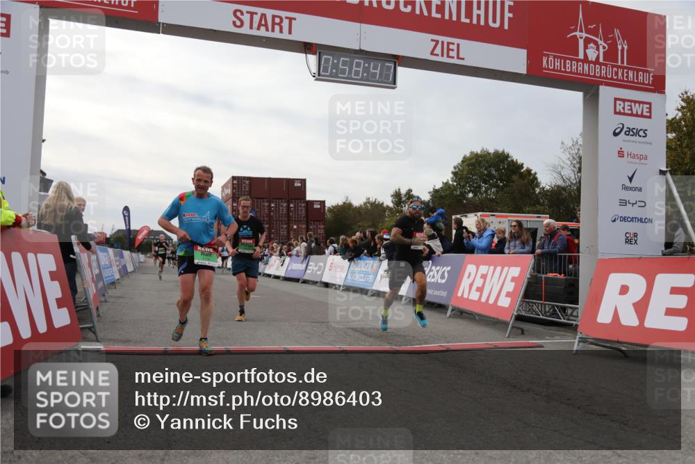 03.10.2025 - Köhlbrandbrückenlauf Yannick Fuchs http://msf.ph/oto/8986403 03.10.2025 15:58:45 Ziel 7017, 7081, 7101, 7117, 7176, 7182, 7244, 7737, 9086, 9187, 9512, 9582 meine-sportfotos.de