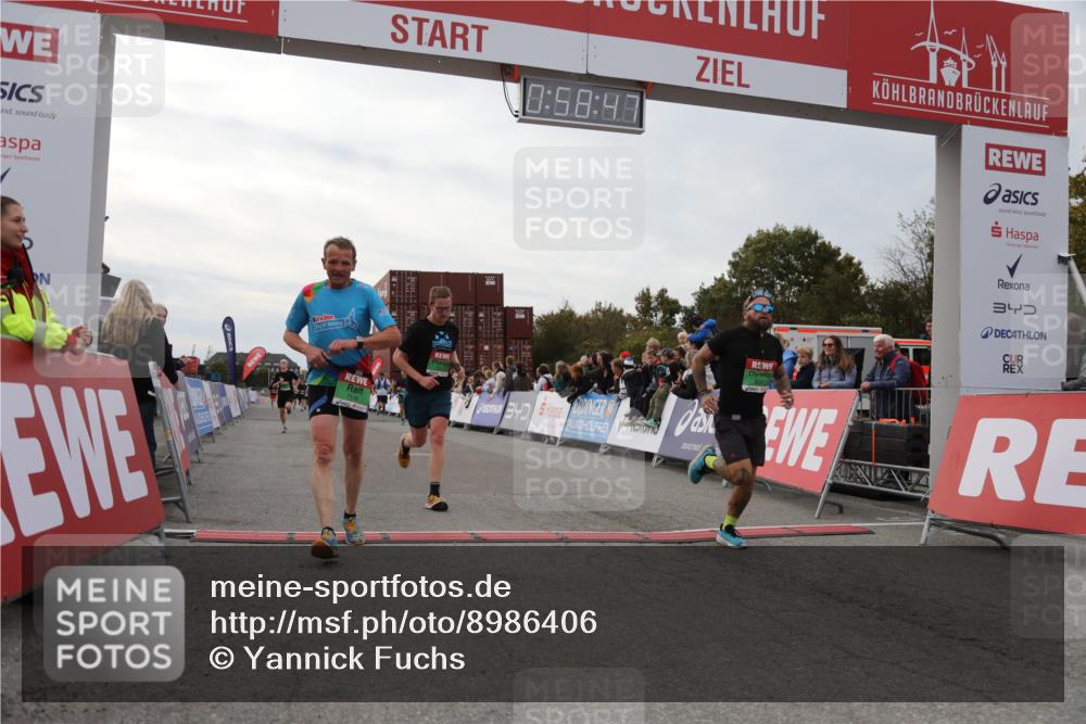 03.10.2025 - Köhlbrandbrückenlauf Yannick Fuchs http://msf.ph/oto/8986406 03.10.2025 15:58:45 Ziel 7017, 7081, 7101, 7117, 7176, 7182, 7244, 7737, 9086, 9187, 9512, 9582 meine-sportfotos.de