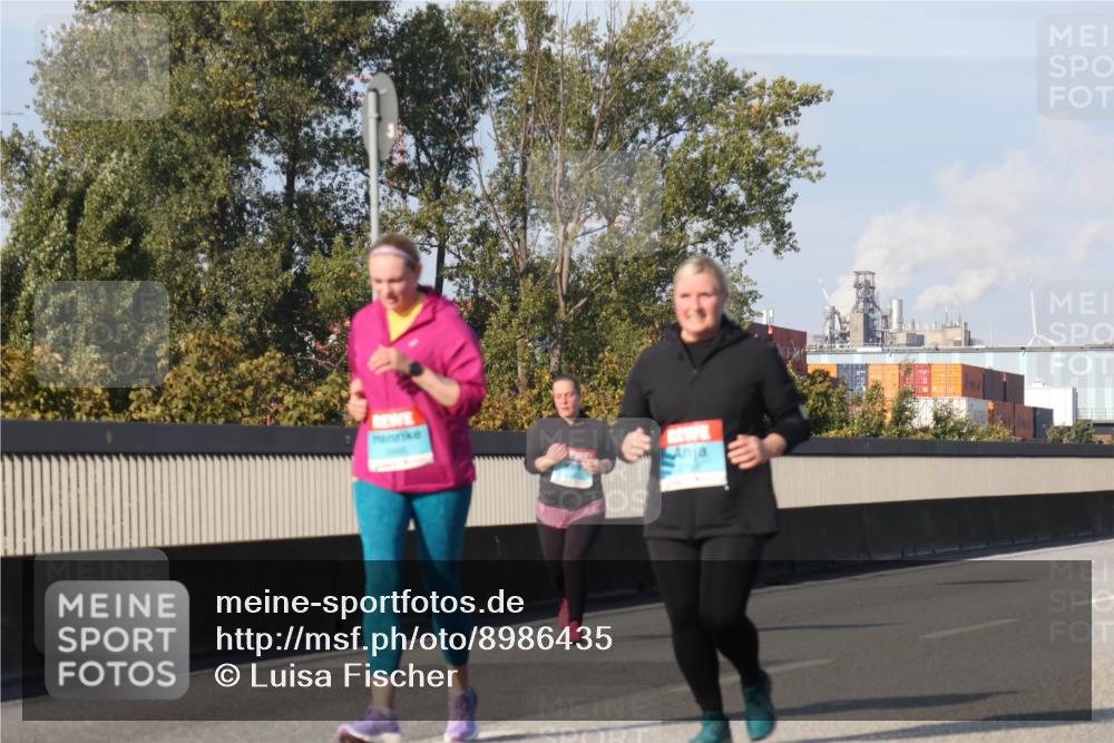 03.10.2025 - Köhlbrandbrückenlauf Luisa Fischer http://msf.ph/oto/8986435 03.10.2025 11:20:04 Position 3  meine-sportfotos.de