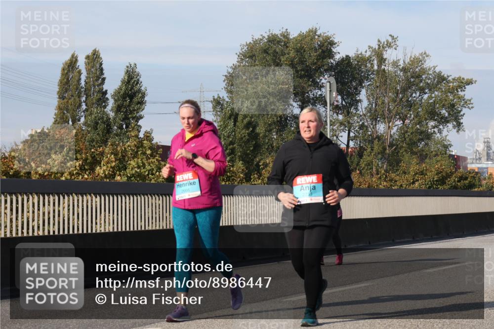 03.10.2025 - Köhlbrandbrückenlauf Luisa Fischer http://msf.ph/oto/8986447 03.10.2025 11:20:05 Position 3 2666, 2753 meine-sportfotos.de