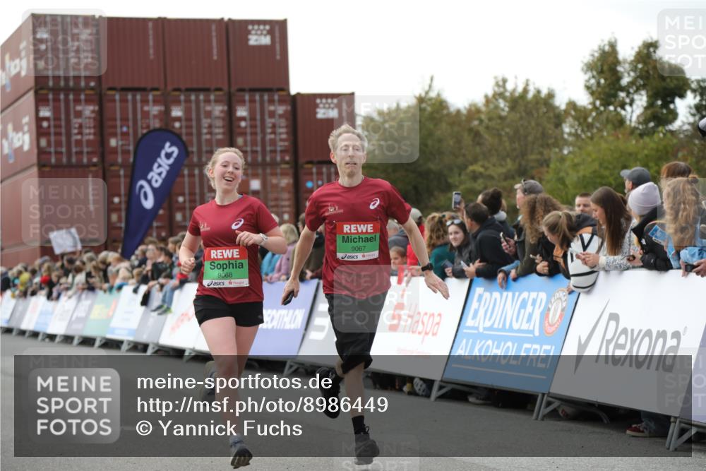 03.10.2025 - Köhlbrandbrückenlauf Yannick Fuchs http://msf.ph/oto/8986449 03.10.2025 16:11:19 Ziel 7472, 7515, 7591, 7765, 7895, 9067, 9068, 9597 meine-sportfotos.de