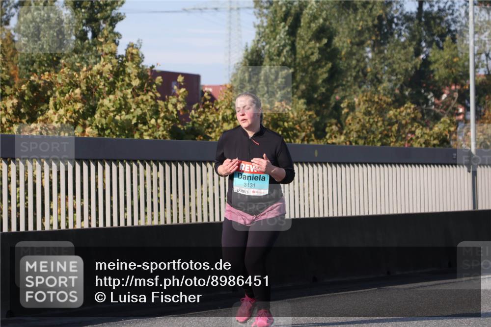 03.10.2025 - Köhlbrandbrückenlauf Luisa Fischer http://msf.ph/oto/8986451 03.10.2025 11:20:07 Position 3 3131 meine-sportfotos.de
