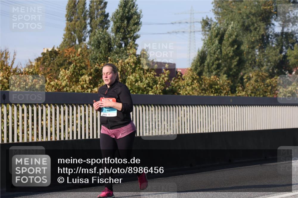 03.10.2025 - Köhlbrandbrückenlauf Luisa Fischer http://msf.ph/oto/8986456 03.10.2025 11:20:08 Position 3 3131 meine-sportfotos.de