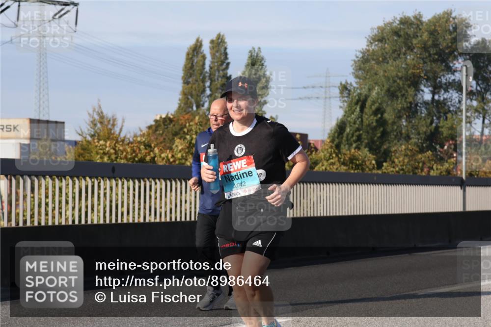 03.10.2025 - Köhlbrandbrückenlauf Luisa Fischer http://msf.ph/oto/8986464 03.10.2025 11:20:24 Position 3 2042 meine-sportfotos.de