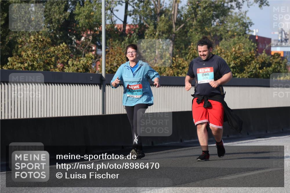 03.10.2025 - Köhlbrandbrückenlauf Luisa Fischer http://msf.ph/oto/8986470 03.10.2025 11:20:26 Position 3 2178, 2179 meine-sportfotos.de