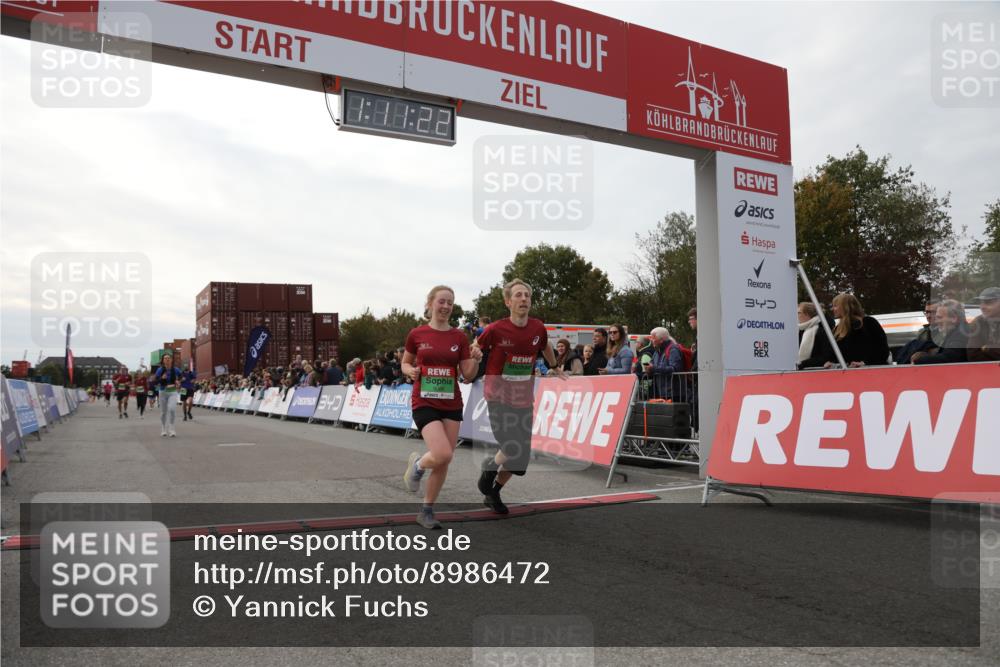 03.10.2025 - Köhlbrandbrückenlauf Yannick Fuchs http://msf.ph/oto/8986472 03.10.2025 16:11:21 Ziel 7350, 7373, 7472, 7765, 7895, 9067, 9068, 9597 meine-sportfotos.de
