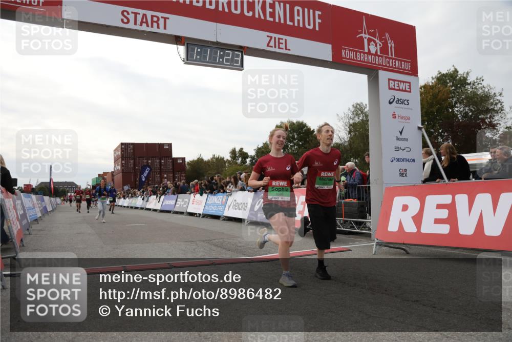 03.10.2025 - Köhlbrandbrückenlauf Yannick Fuchs http://msf.ph/oto/8986482 03.10.2025 16:11:21 Ziel 7350, 7373, 7472, 7765, 7895, 9067, 9068, 9597 meine-sportfotos.de
