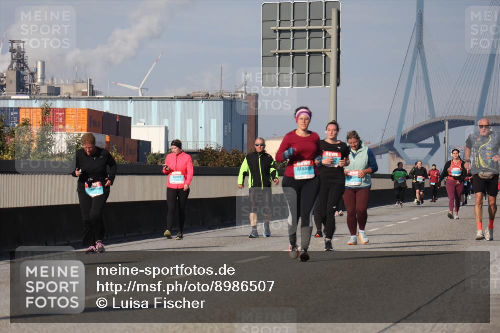 03.10.2025 - Köhlbrandbrückenlauf Luisa Fischer http://msf.ph/oto/8986507 03.10.2025 11:20:33 Position 3  meine-sportfotos.de