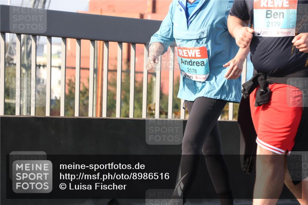 03.10.2025 - Köhlbrandbrückenlauf Luisa Fischer http://msf.ph/oto/8986516 03.10.2025 11:20:35 Position 3 2178, 2179 meine-sportfotos.de