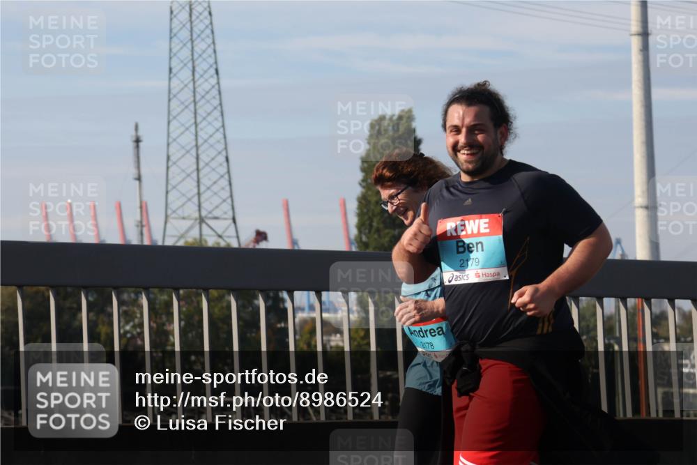 03.10.2025 - Köhlbrandbrückenlauf Luisa Fischer http://msf.ph/oto/8986524 03.10.2025 11:20:36 Position 3 2179, 2178 meine-sportfotos.de