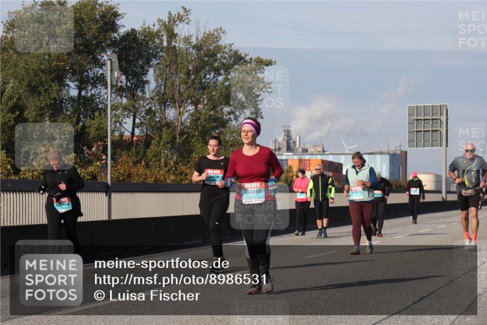 03.10.2025 - Köhlbrandbrückenlauf Luisa Fischer http://msf.ph/oto/8986531 03.10.2025 11:20:42 Position 3 3284 meine-sportfotos.de