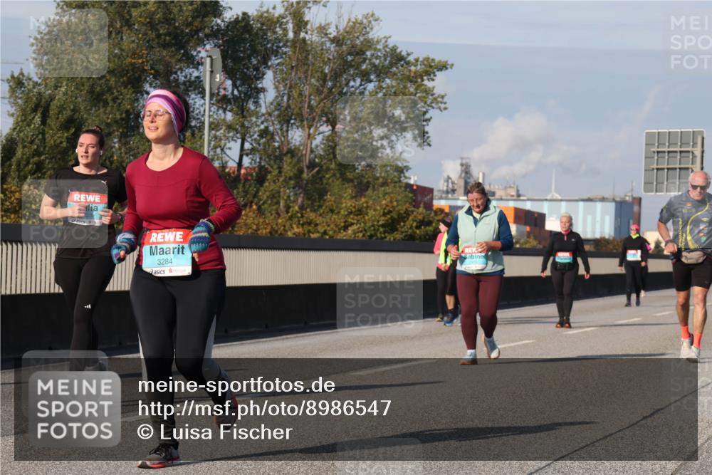 03.10.2025 - Köhlbrandbrückenlauf Luisa Fischer http://msf.ph/oto/8986547 03.10.2025 11:20:45 Position 3 3284 meine-sportfotos.de