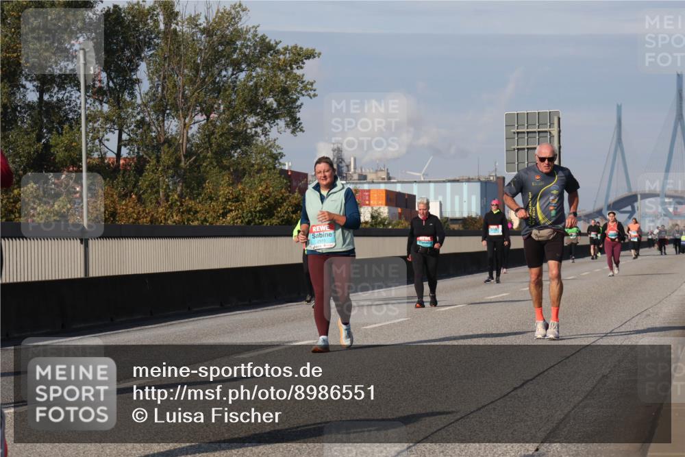 03.10.2025 - Köhlbrandbrückenlauf Luisa Fischer http://msf.ph/oto/8986551 03.10.2025 11:20:45 Position 3 2515 meine-sportfotos.de