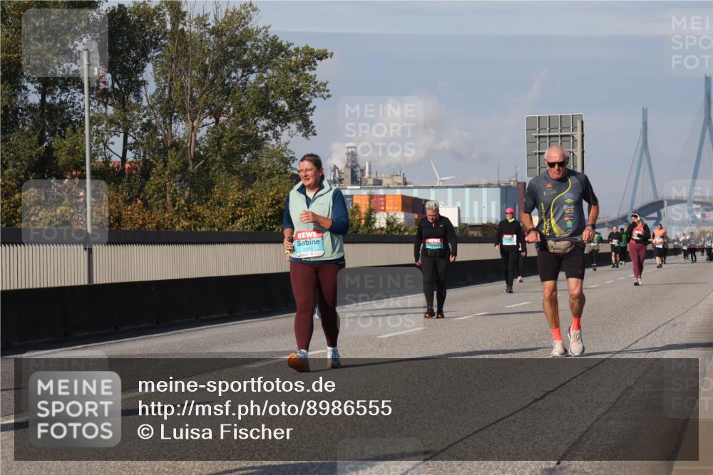 03.10.2025 - Köhlbrandbrückenlauf Luisa Fischer http://msf.ph/oto/8986555 03.10.2025 11:20:46 Position 3 2515 meine-sportfotos.de