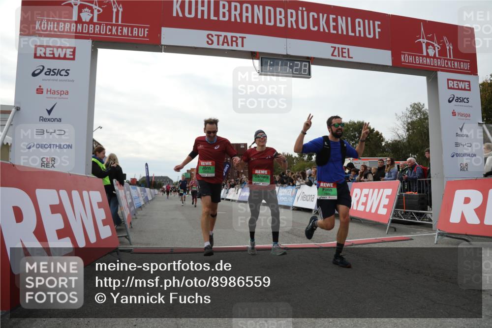 03.10.2025 - Köhlbrandbrückenlauf Yannick Fuchs http://msf.ph/oto/8986559 03.10.2025 16:11:26 Ziel 7350, 7373, 7472, 7488, 7765, 7895, 9597 meine-sportfotos.de