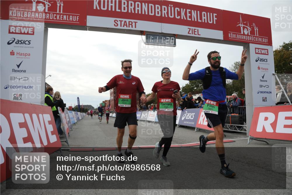 03.10.2025 - Köhlbrandbrückenlauf Yannick Fuchs http://msf.ph/oto/8986568 03.10.2025 16:11:27 Ziel 7350, 7373, 7472, 7488, 7765, 7895, 9597 meine-sportfotos.de