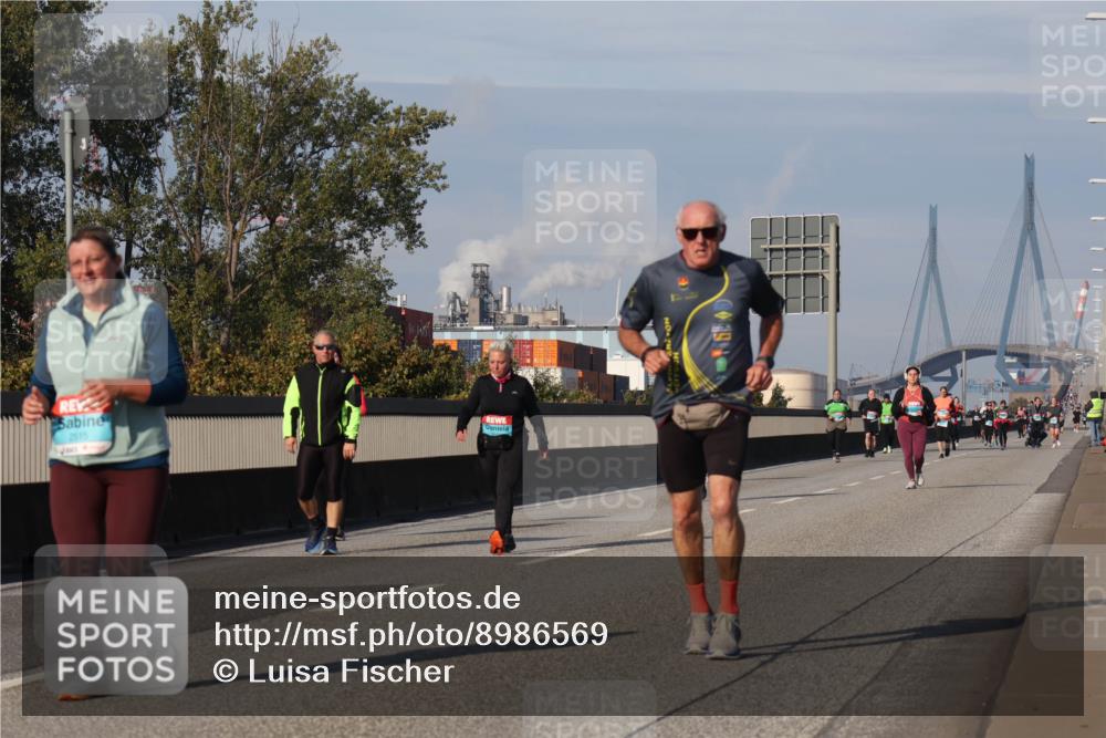 03.10.2025 - Köhlbrandbrückenlauf Luisa Fischer http://msf.ph/oto/8986569 03.10.2025 11:20:48 Position 3 2515 meine-sportfotos.de