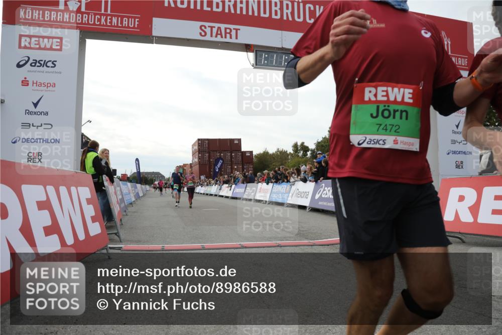 03.10.2025 - Köhlbrandbrückenlauf Yannick Fuchs http://msf.ph/oto/8986588 03.10.2025 16:11:27 Ziel 7350, 7373, 7472, 7488, 7765, 7895, 9597 meine-sportfotos.de
