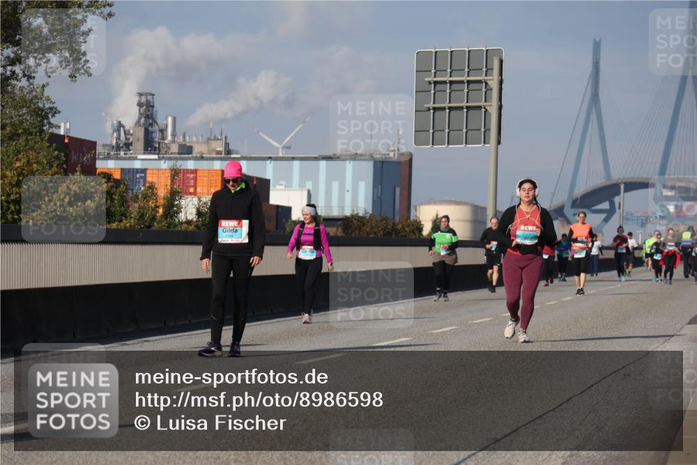 03.10.2025 - Köhlbrandbrückenlauf Luisa Fischer http://msf.ph/oto/8986598 03.10.2025 11:20:54 Position 3 2394 meine-sportfotos.de