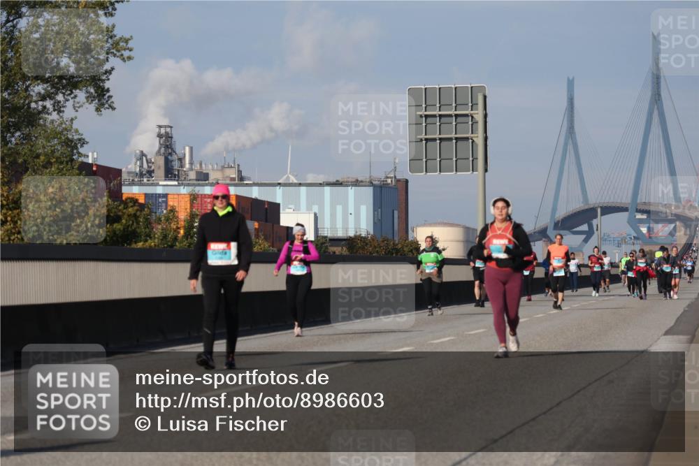 03.10.2025 - Köhlbrandbrückenlauf Luisa Fischer http://msf.ph/oto/8986603 03.10.2025 11:20:55 Position 3  meine-sportfotos.de