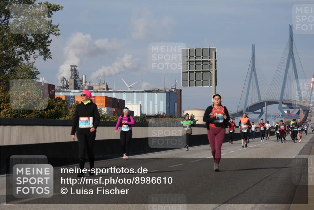 03.10.2025 - Köhlbrandbrückenlauf Luisa Fischer http://msf.ph/oto/8986610 03.10.2025 11:20:56 Position 3  meine-sportfotos.de