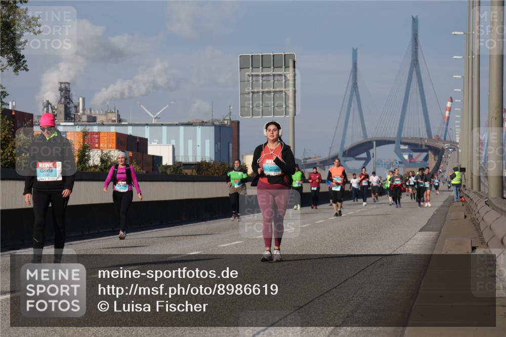 03.10.2025 - Köhlbrandbrückenlauf Luisa Fischer http://msf.ph/oto/8986619 03.10.2025 11:20:58 Position 3  meine-sportfotos.de