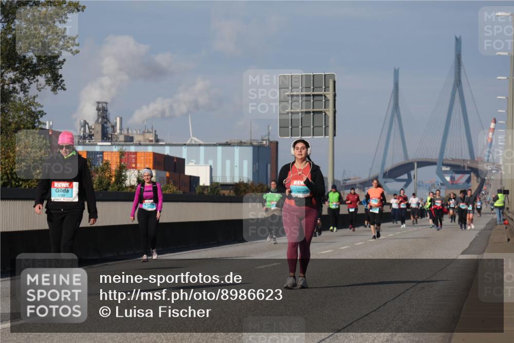 03.10.2025 - Köhlbrandbrückenlauf Luisa Fischer http://msf.ph/oto/8986623 03.10.2025 11:20:59 Position 3  meine-sportfotos.de