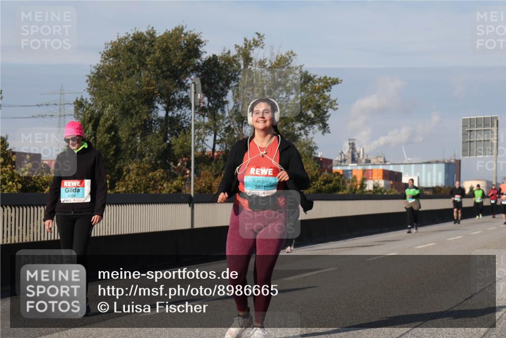 03.10.2025 - Köhlbrandbrückenlauf Luisa Fischer http://msf.ph/oto/8986665 03.10.2025 11:21:06 Position 3 2394, 3822 meine-sportfotos.de